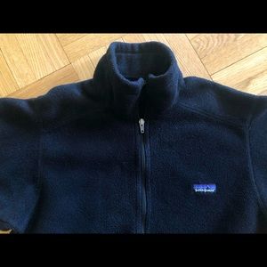 Super comfortable Patagonia half zip sweater!
